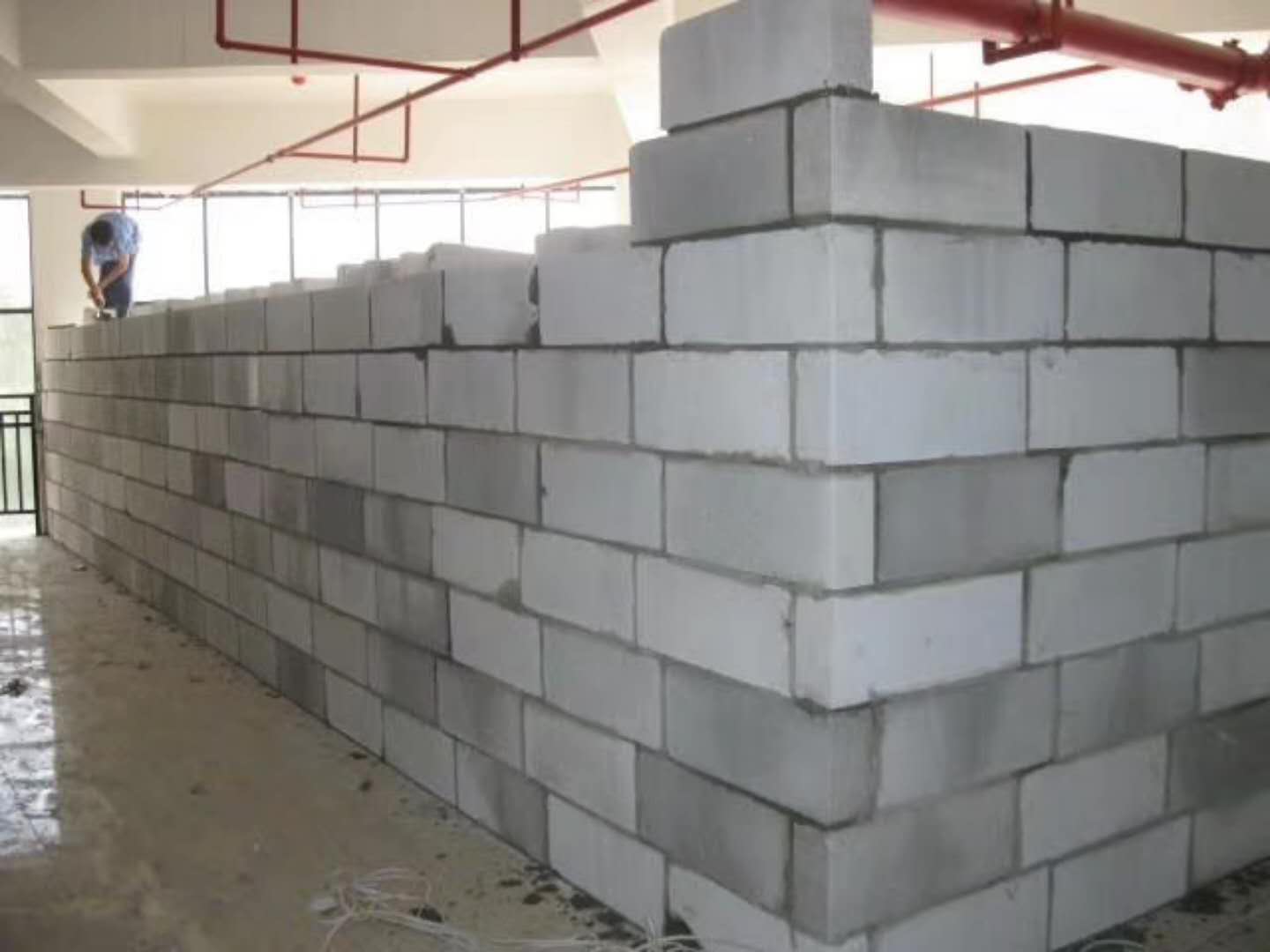 平房蒸压加气混凝土砌块承重墙静力和抗震性能的研究